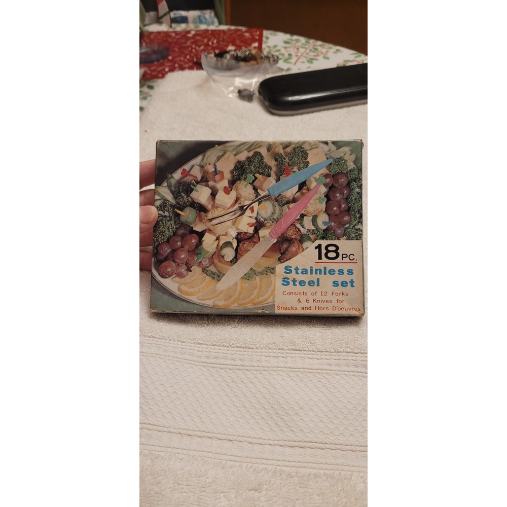 Vintage Hors D'oeuvve Asst Color Fork & Knives in Box 18